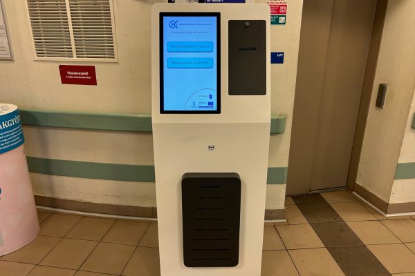 JIR betegirányító kioszk